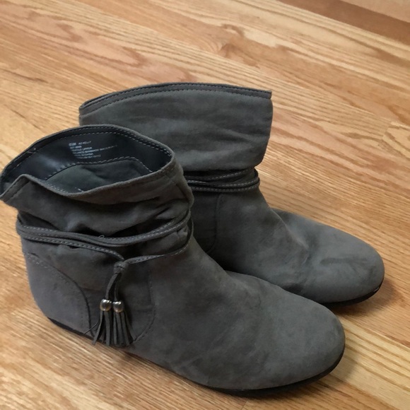gray flat ankle boots
